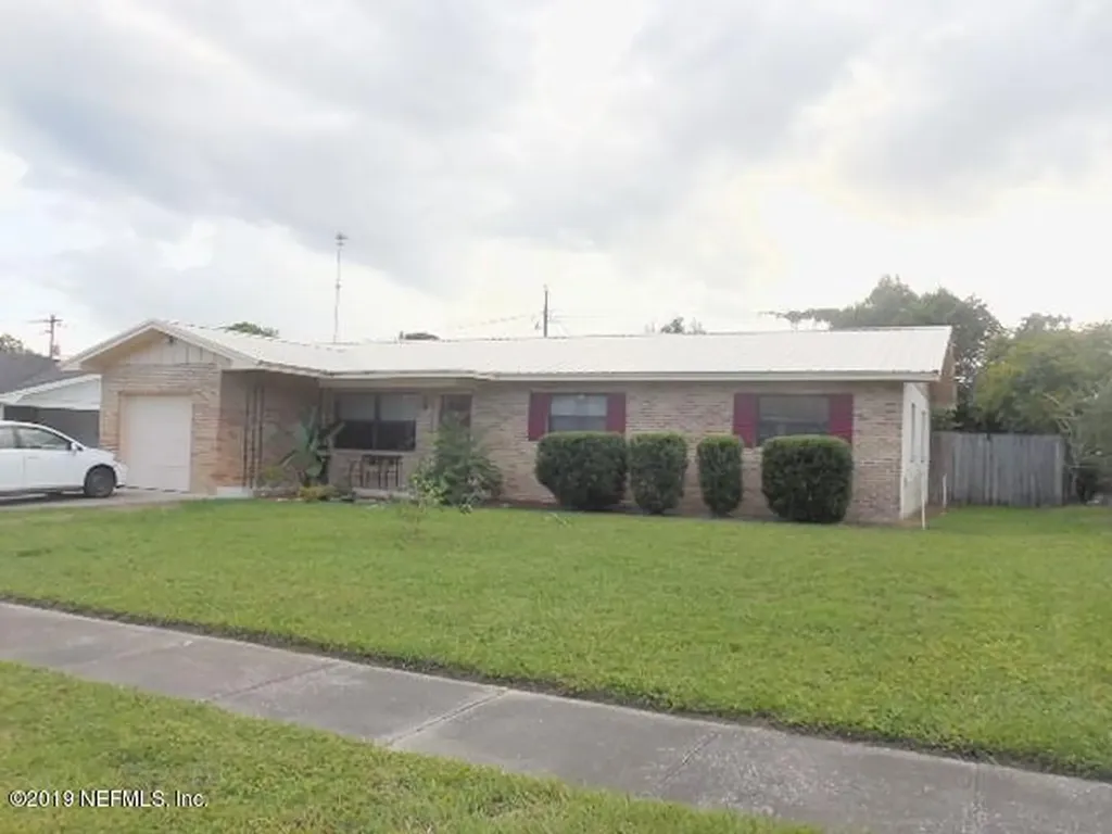 208 Dogwood Lane Palatka FL 32177