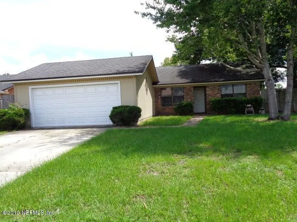 8141 Corky Lane Jacksonville FL 32244