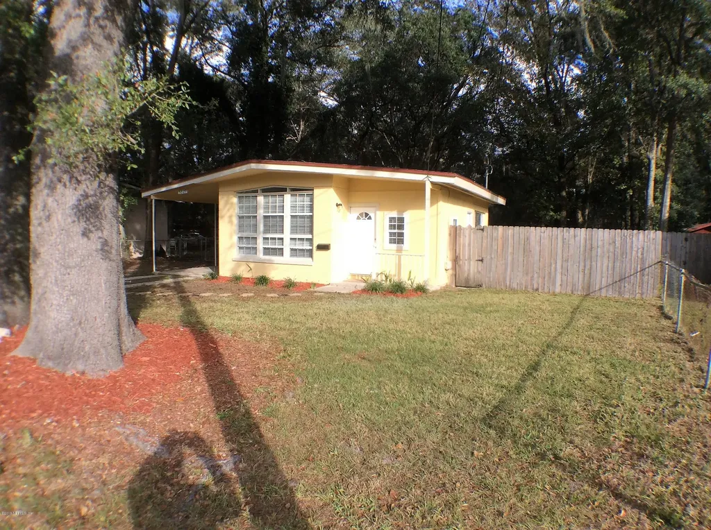 3827 Cambay Place Jacksonville FL 32210