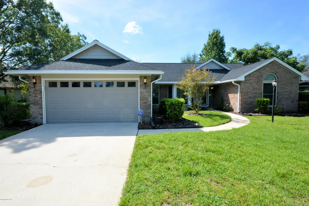 8752 Bandera Circle N Jacksonville FL 32244