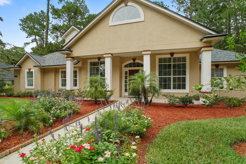 8721 Autumn Green Drive Jacksonville FL 32256