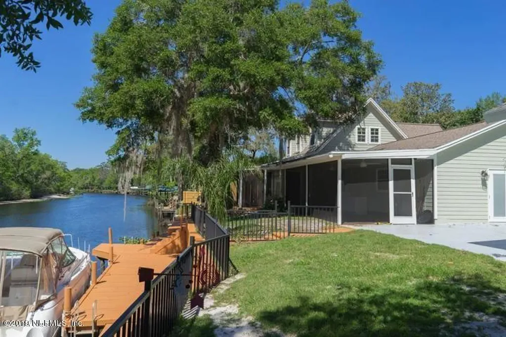 3709 Main Street Middleburg FL 32068