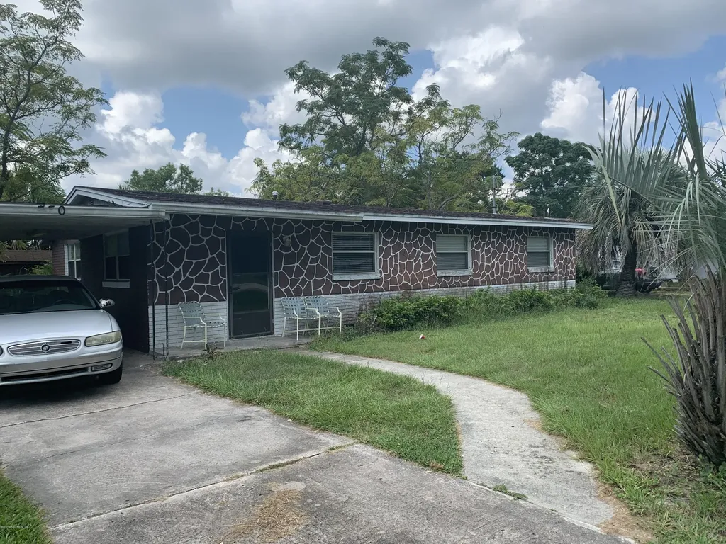 730 Plaza Atlantic Beach FL 32233