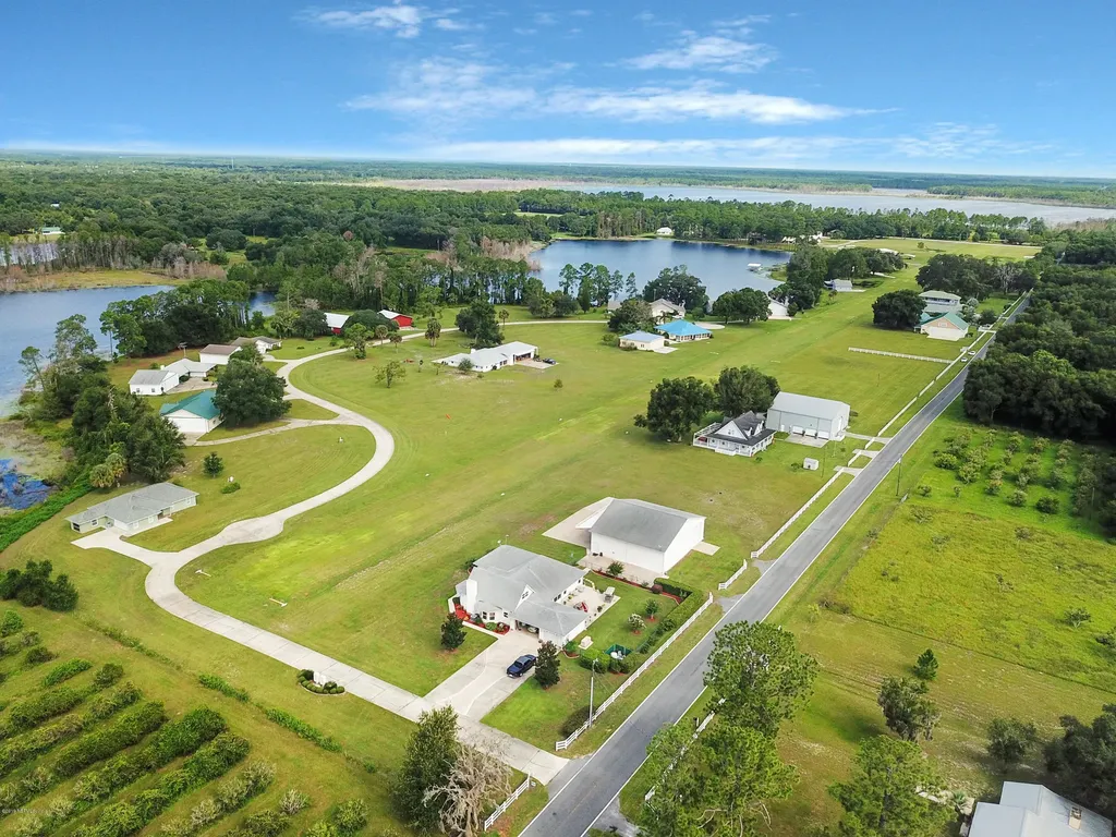 527 Georgetown Shortcut Road Crescent City FL 32112