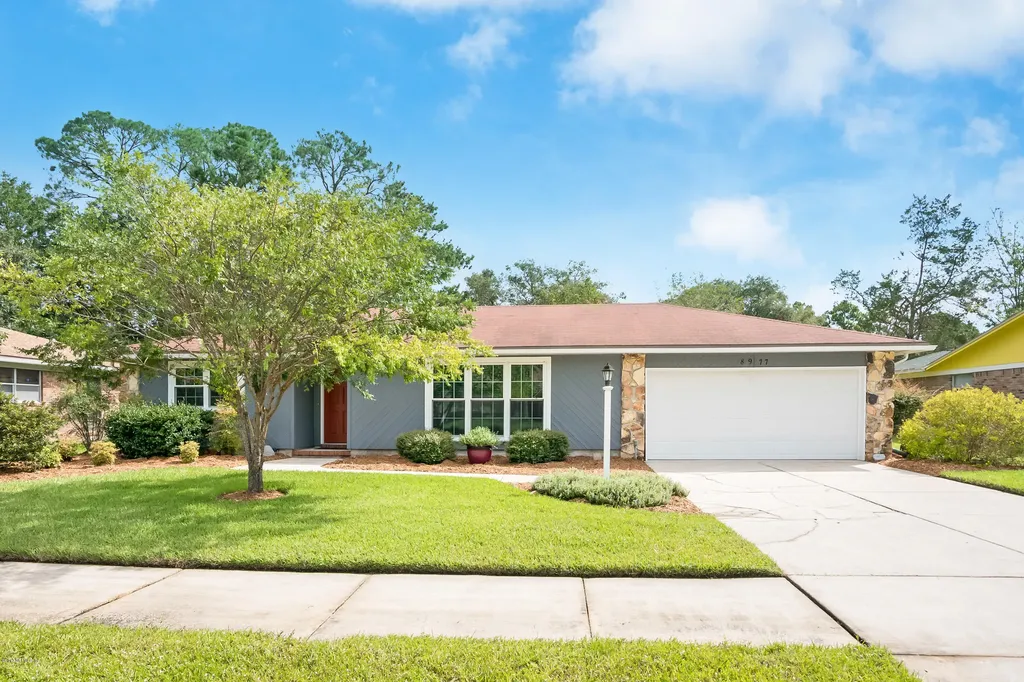 8977 Brookshire Court Jacksonville FL 32257