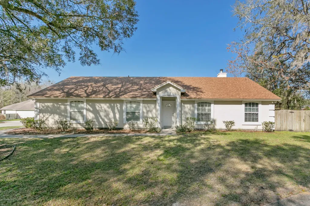 1946 Running River Road Jacksonville FL 32225