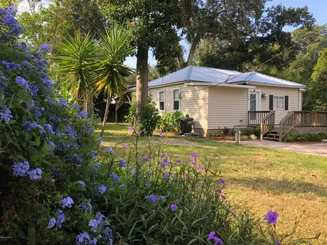 138 Mohegan Road St. Augustine FL 32086