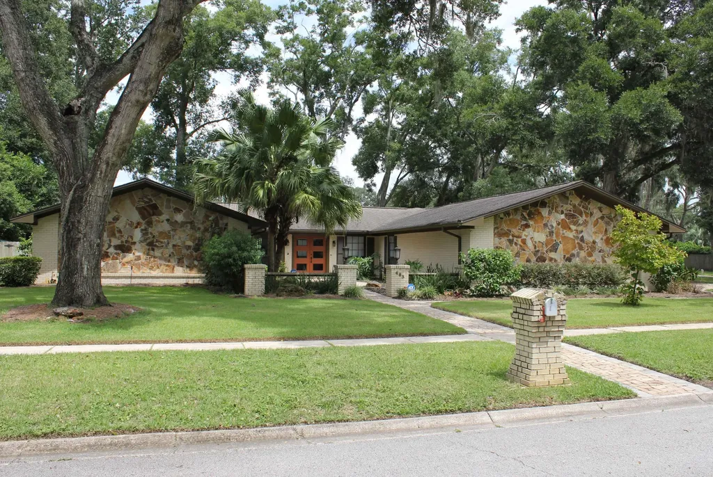 9483 Wexford Road Jacksonville FL 32257