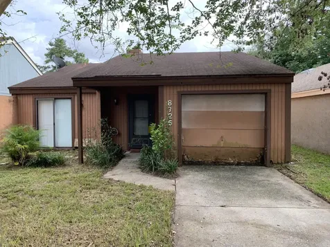 8326 Periwinkle Court Jacksonville FL 32244