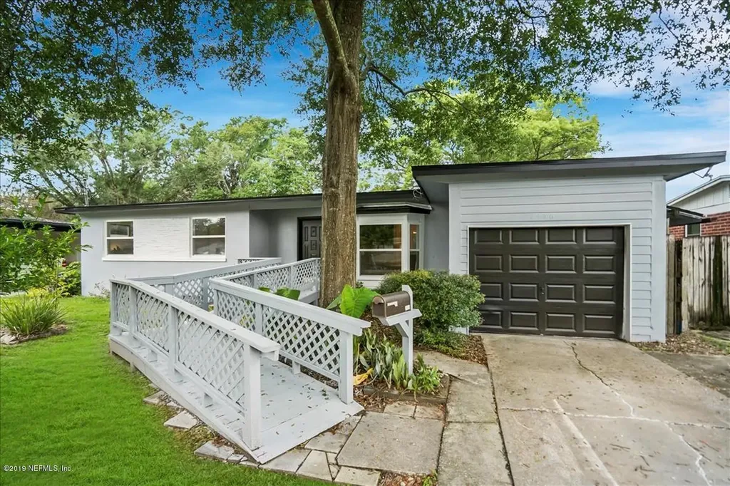 2356 Caladium Road Jacksonville FL 32211