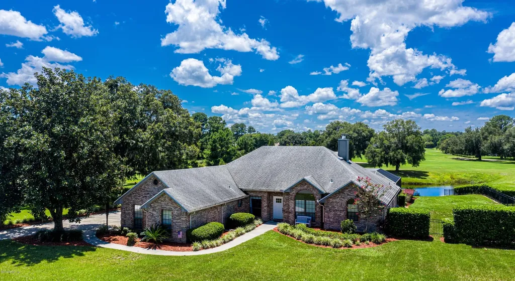1600 Colonial Drive Green Cove Springs FL 32043