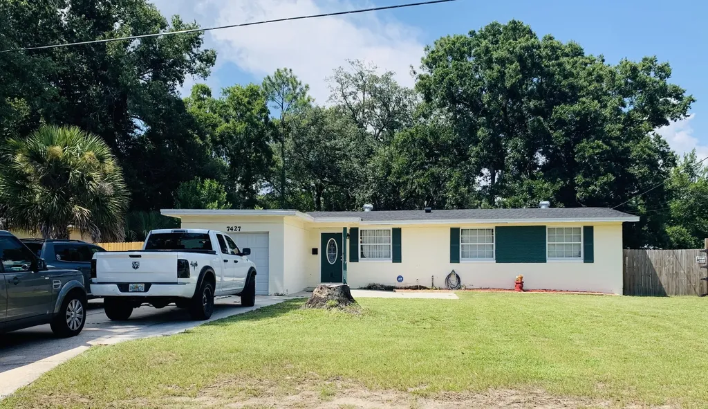7427 Darwood Road Jacksonville FL 32211