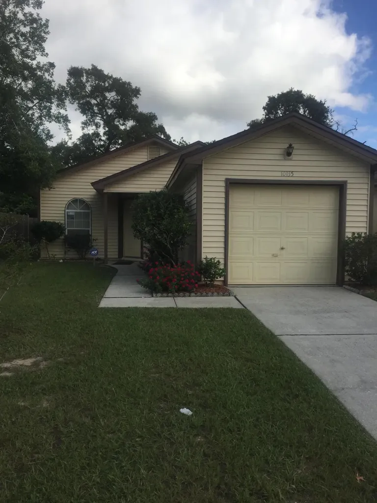 10135 Geni Hill Circle S Jacksonville FL 32225
