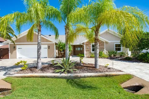 4 Chinook Court Palm Coast FL 32137