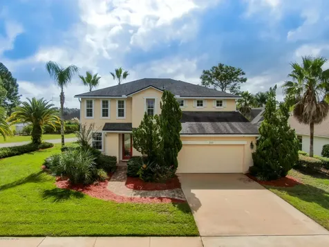 216 W Silverthorn Lane Ponte Vedra FL 32081