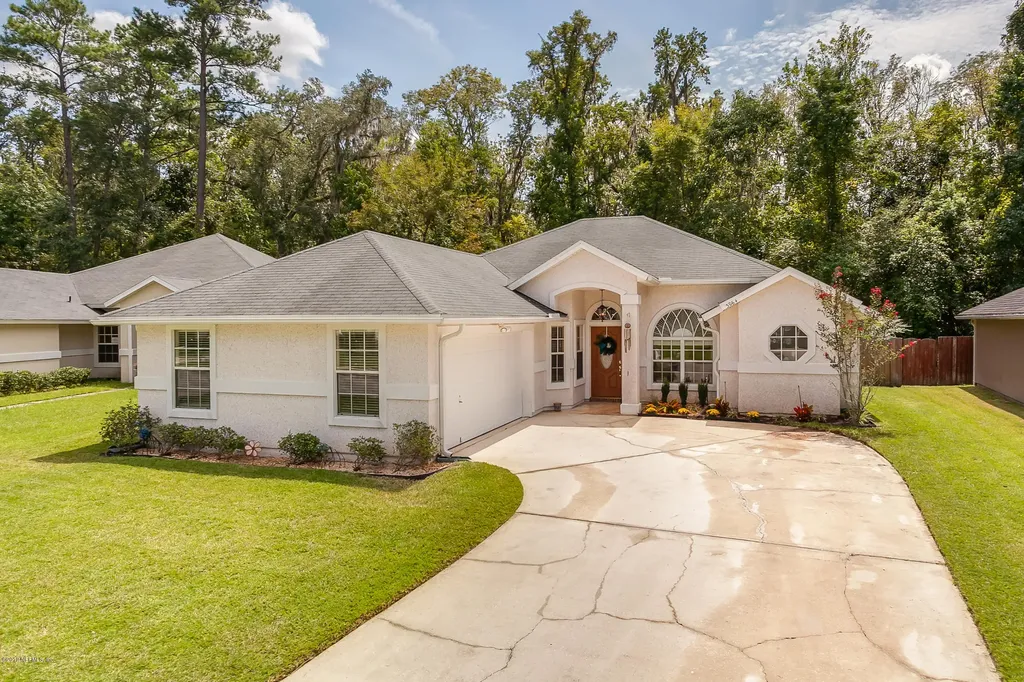 3064 Majestic Oaks Lane Green Cove Springs FL 32043