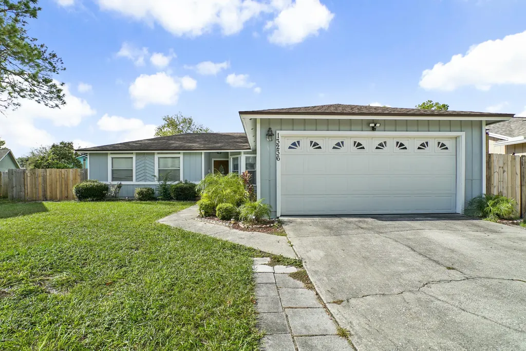 13236 Maryweather Court Jacksonville FL 32225