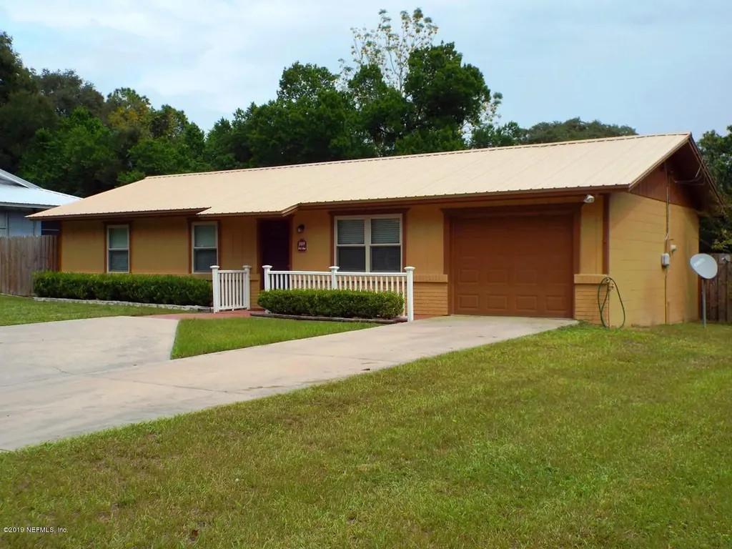 2009 Roselle Avenue Palatka FL 32177