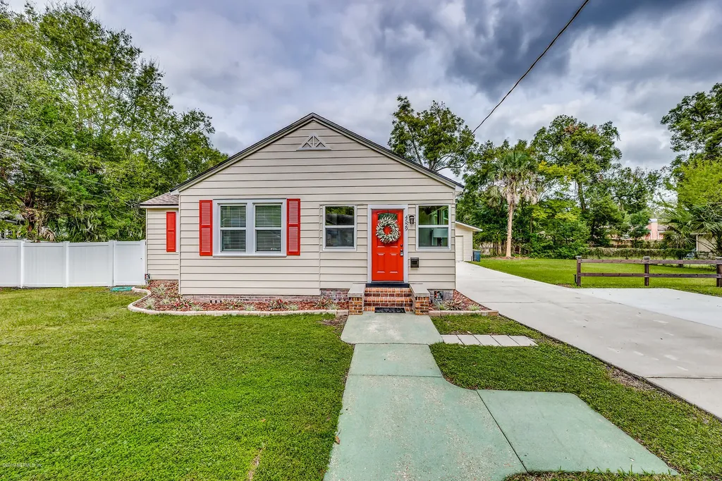 4529 College Street Jacksonville FL 32205