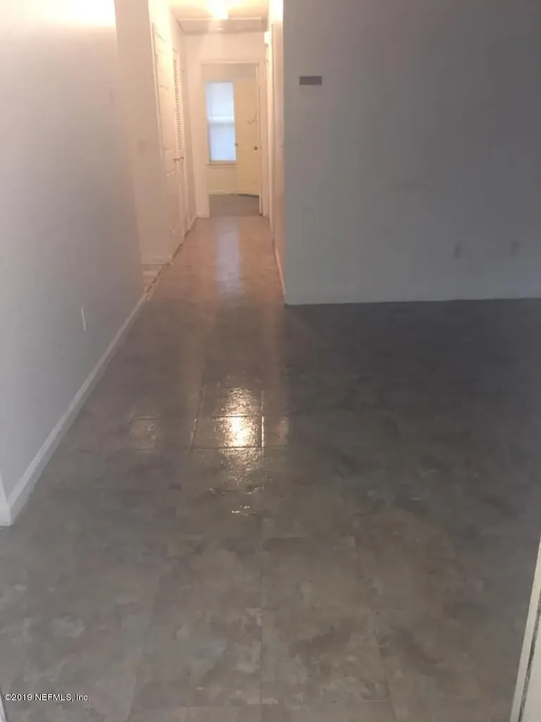 5345 Golf Forest Court Jacksonville FL 32208
