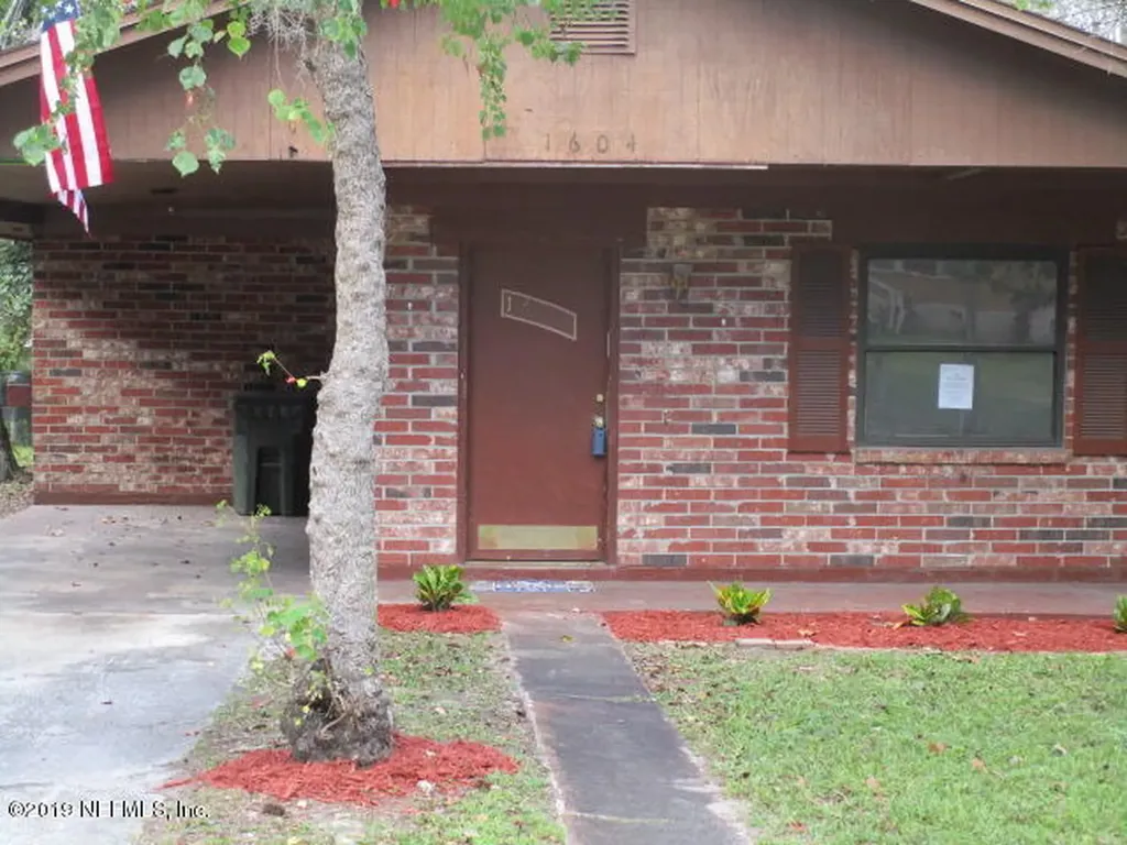 1604 Forbes Street Green Cove Springs FL 32043