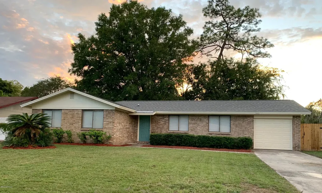 5918 Broken Arrow Drive W Jacksonville FL 32244