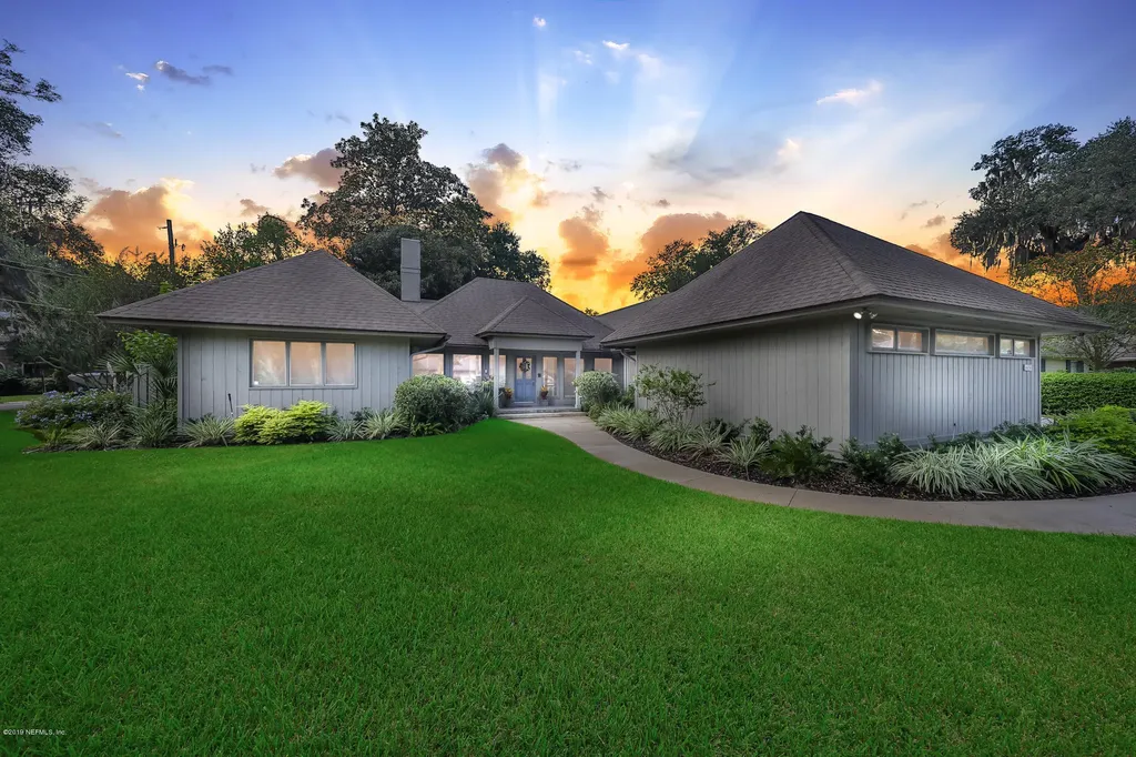 4674 Empire Avenue Jacksonville FL 32207
