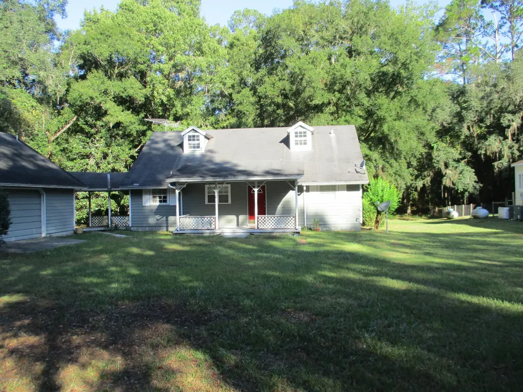 10101 SW 136th Street Starke FL 32091