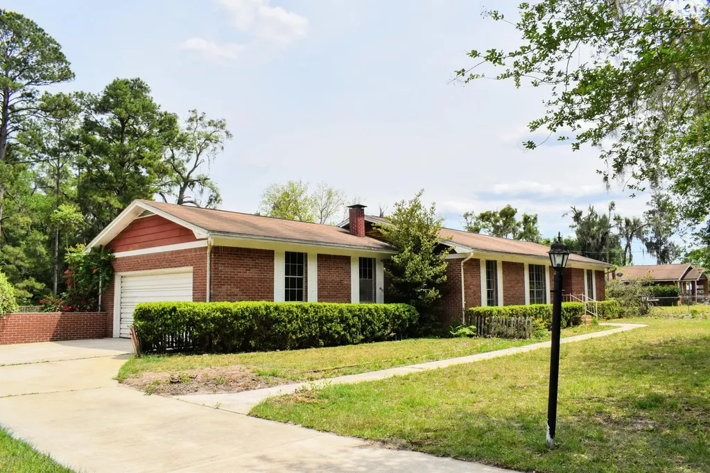 254 Peniel Church Road Palatka FL 32177