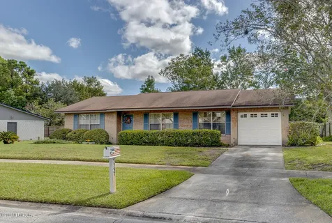 3737 Robert Scott Drive E Jacksonville FL 32207