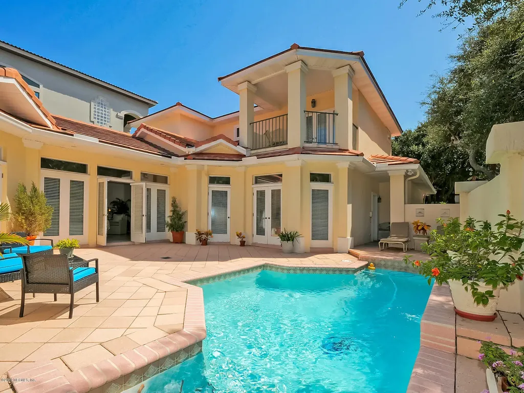 97 Kimberly Court Atlantic Beach FL 32233