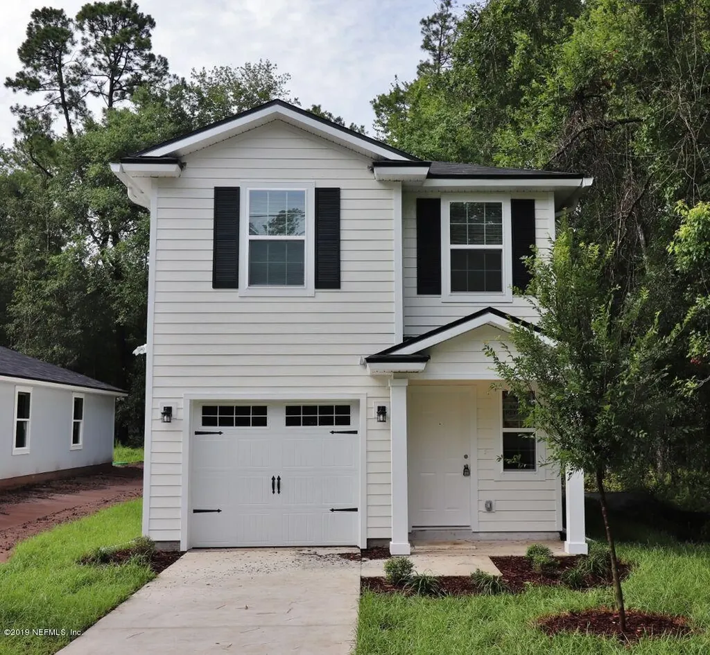8472 April Street Jacksonville FL 32244
