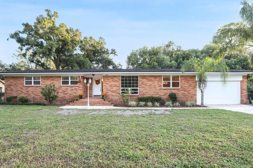 6320 Smallwood Road Jacksonville FL 32216
