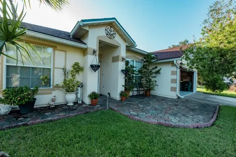 10230 Emma Lakes Drive Jacksonville FL 32257