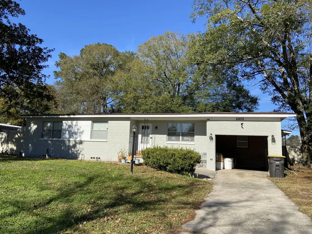 6405 Ballejo Court N Jacksonville FL 32210