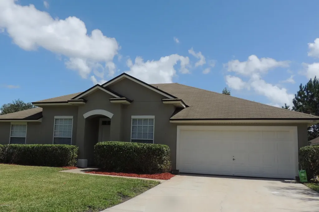 11085 Apple Blossom Trail W Jacksonville FL 32218