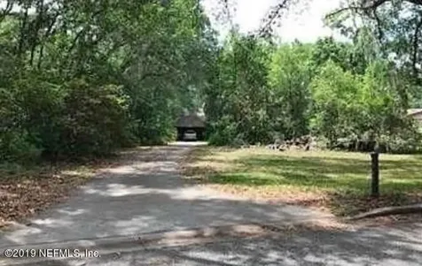 947 Arthur Moore Drive Green Cove Springs FL 32043