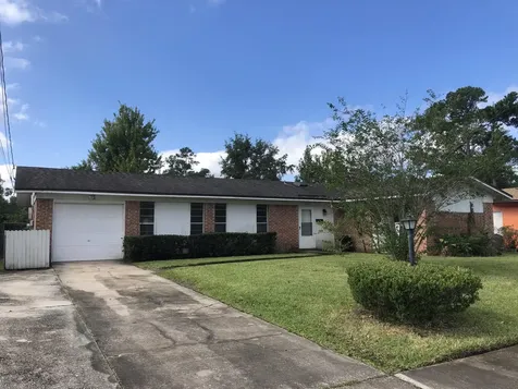 6034 Carrevero Drive S Jacksonville FL 32216