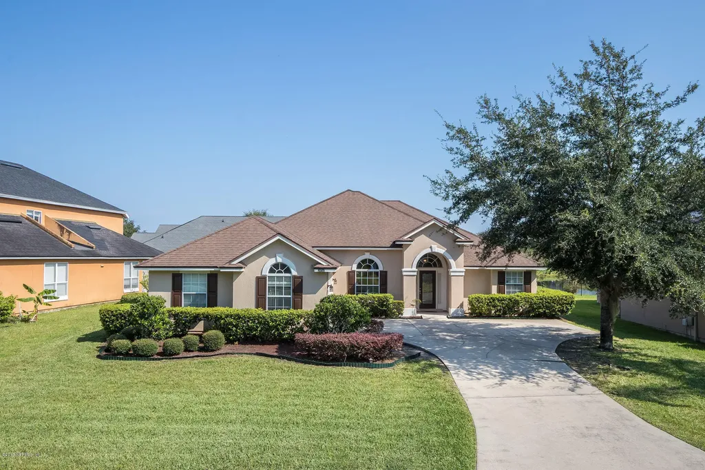 3952 Victoria Lakes Drive S Jacksonville FL 32226