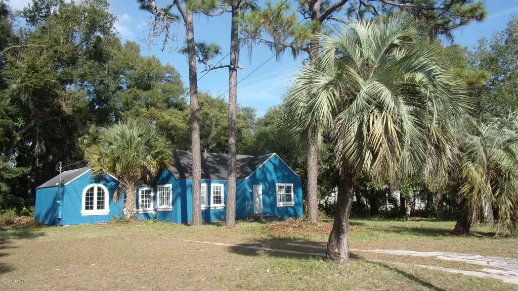 2014 Crill Avenue Palatka FL 32177