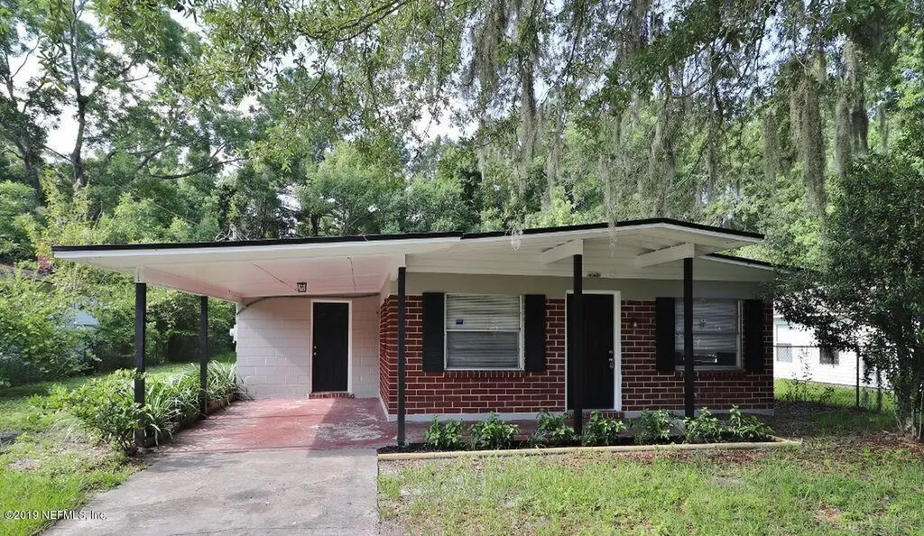 1952 Spring Drive Road Jacksonville FL 32209