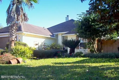 8208 International Village Drive Jacksonville FL 32277