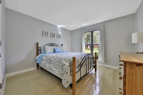 318 Tarrasa Drive Jacksonville FL 32225