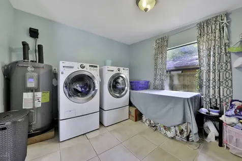 318 Tarrasa Drive Jacksonville FL 32225