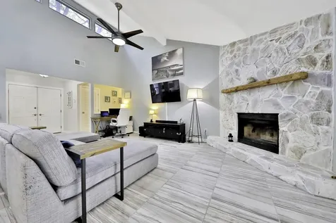 318 Tarrasa Drive Jacksonville FL 32225