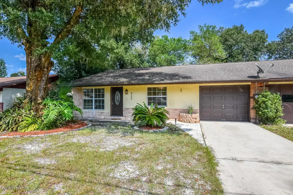 915 New Bedford Drive Deland FL 32724