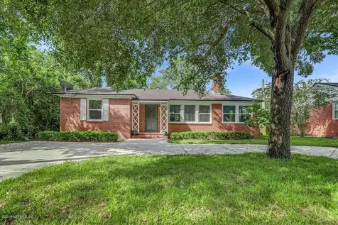 4604 Pinewood Avenue Jacksonville FL 32207