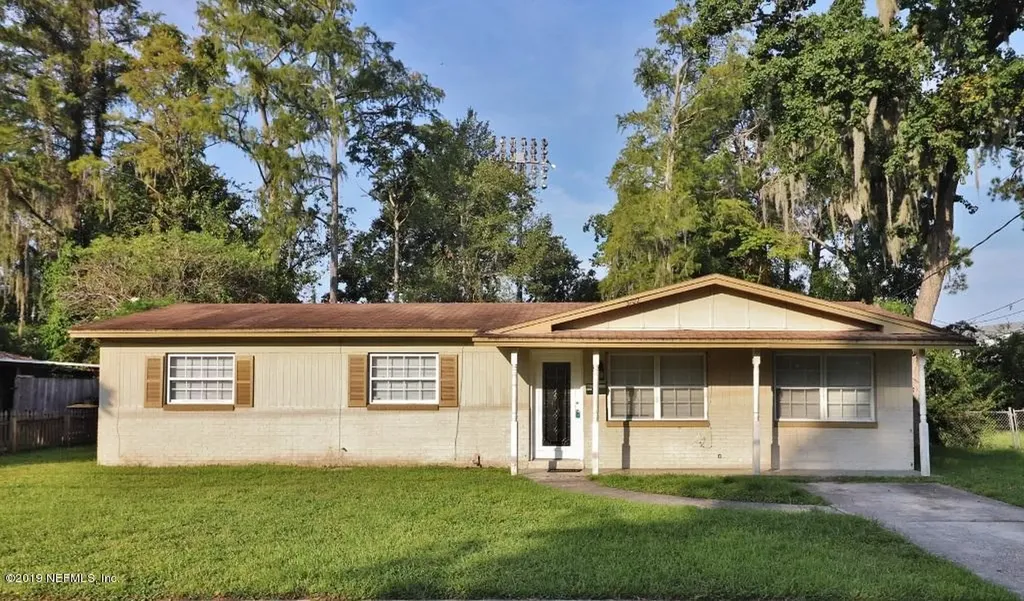 3102 Carrevero Drive W Jacksonville FL 32216