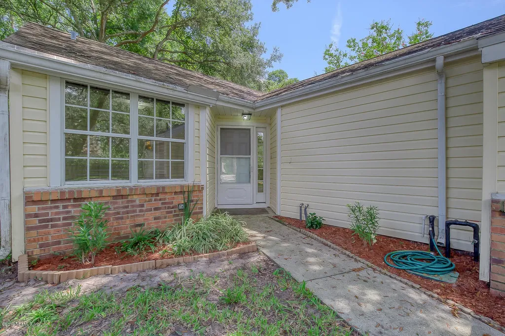 7774 Lynchburg Court E Jacksonville FL 32277