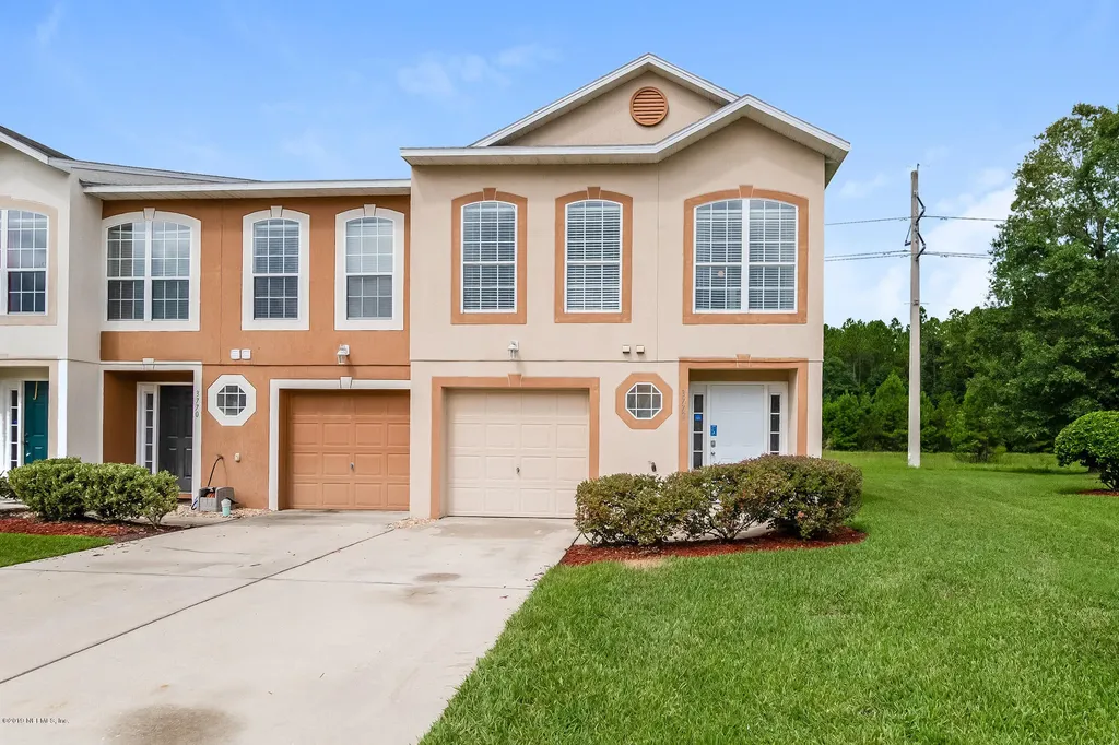 3772 Verde Gardens Circle Jacksonville FL 32218
